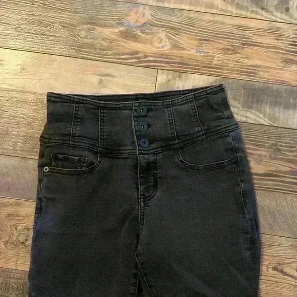 Juniors black jeans high waisted size 9 - Picture 2 of 4